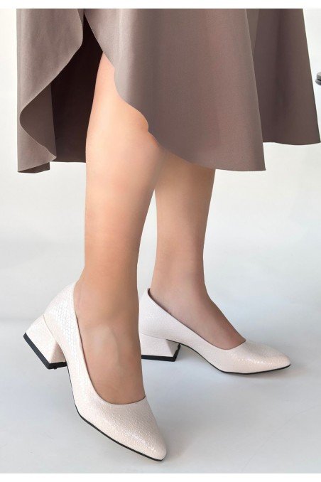 Nitya Bej Baskılı Rugan Topuklu Ayakkabı