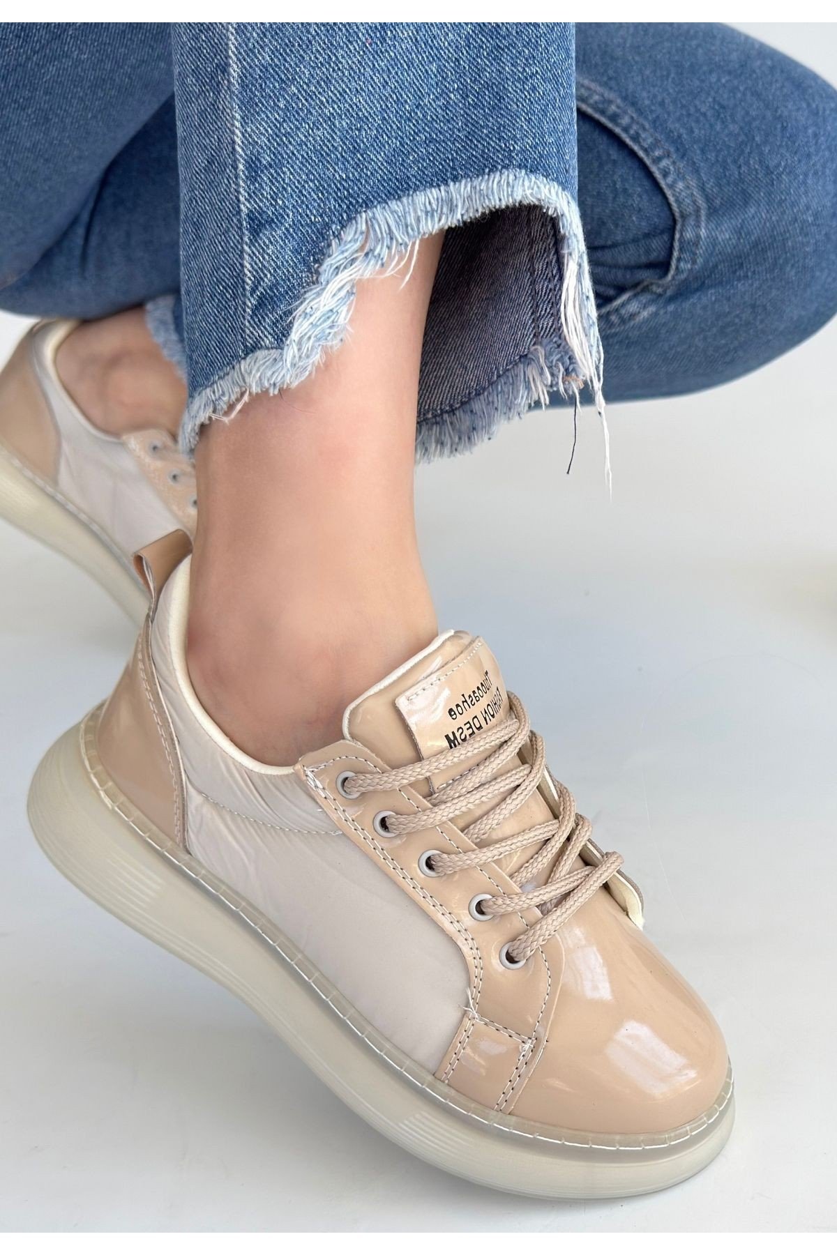 Kadın Sneaker Bej Rugan Bağcıklı Günlük Spor Ayakkabı
