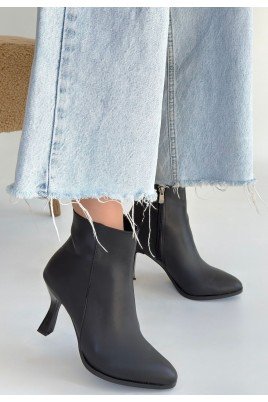 Kadın Topuklu Bot Siyah Cilt Şık Kısa Bot Günlük & Özel Gün