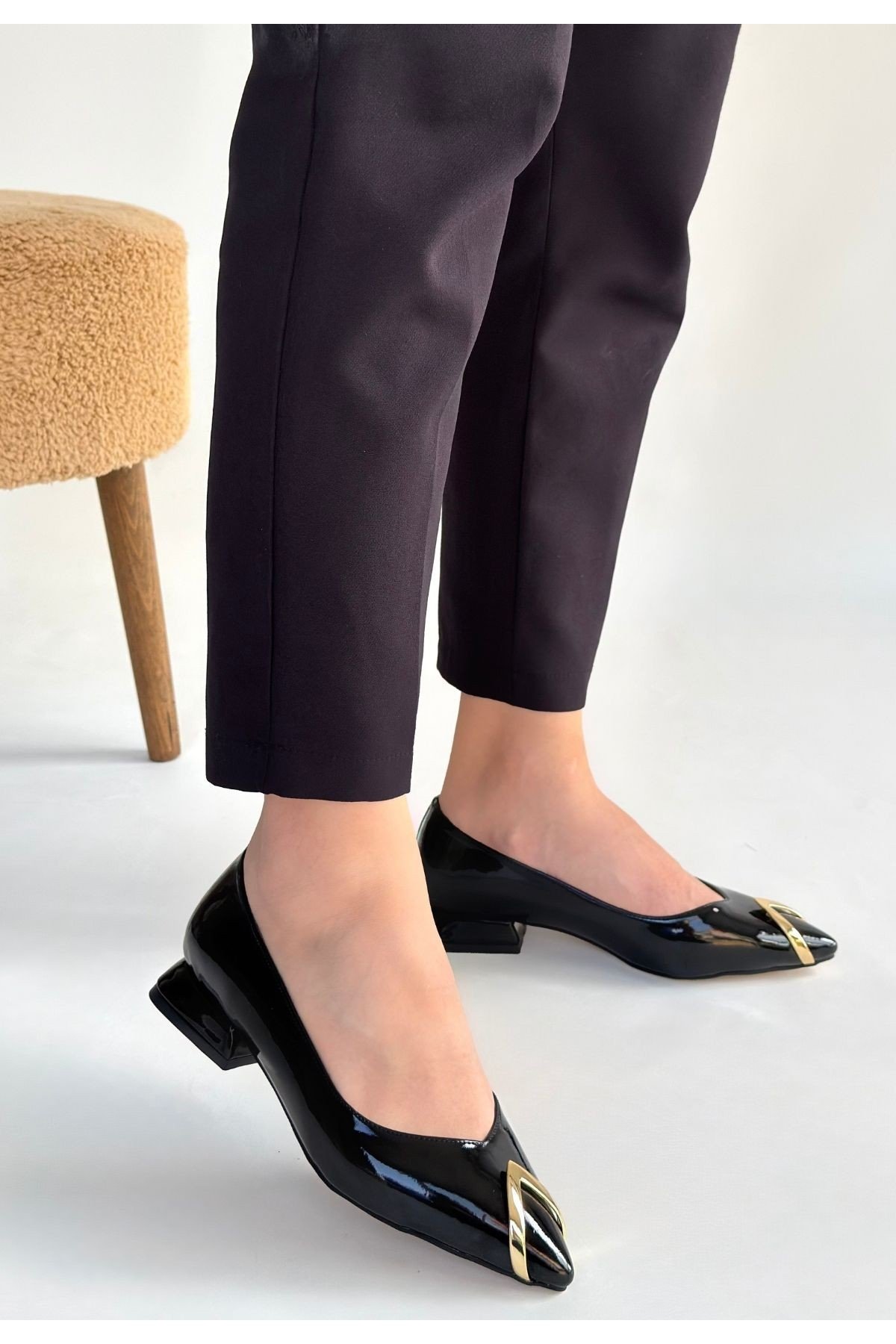 Kadın Babet Ayakkabı Siyah Rugan Rahat Düz Taban Günlük