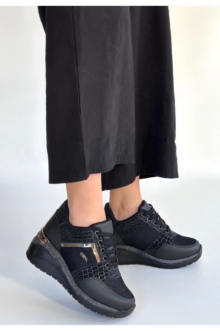 Geja Siyah Cilt Bağcıklı Spor Ayakkabı