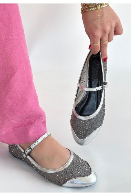 Toyan Gümüş Cilt Babet Ayakkabı