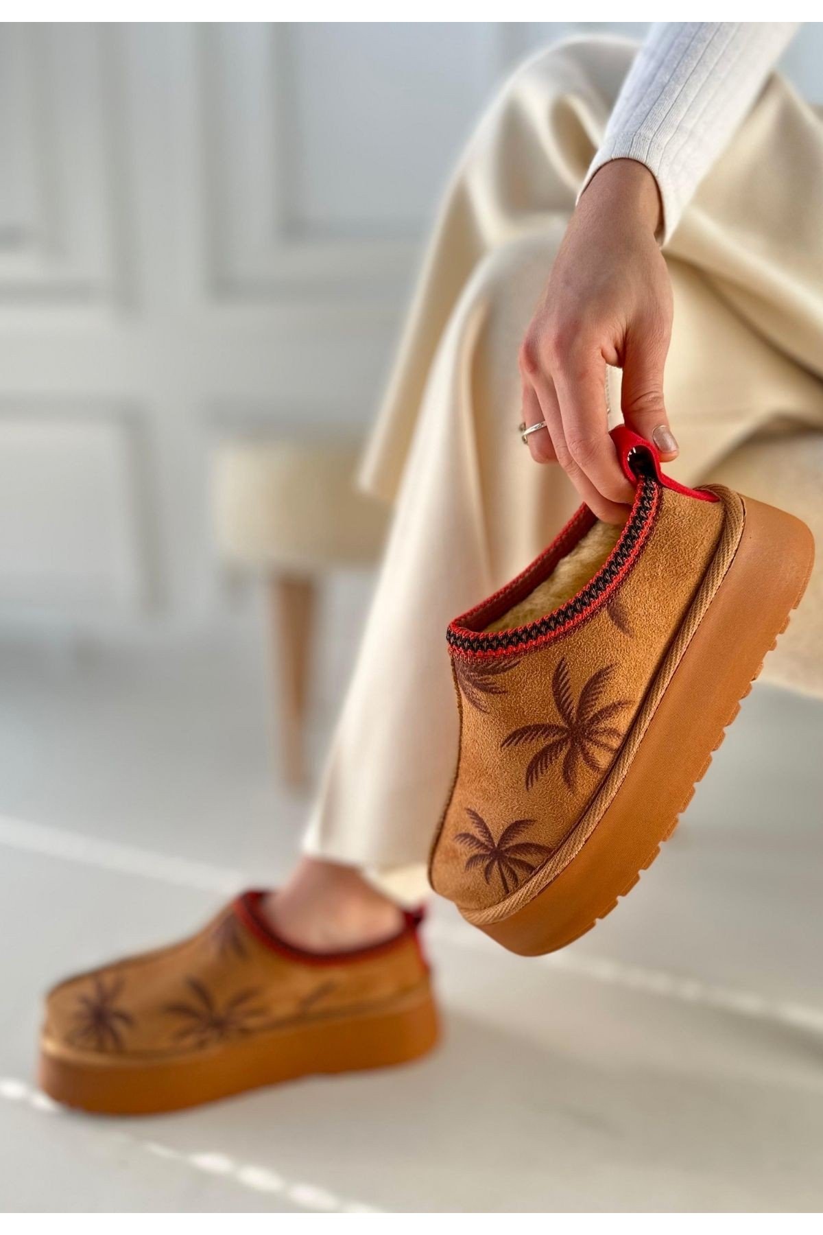 Mucy Taba Süet Bot Mucy Taba Süet Bot