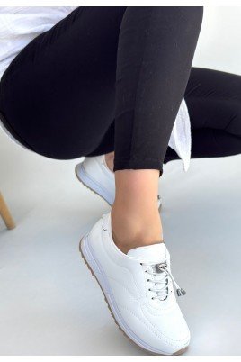 Finna Beyaz Cilt Bağcıklı Spor Ayakkabı