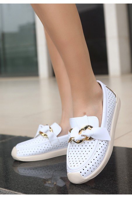 Riwan Beyaz Cilt Babet Ayakkabı