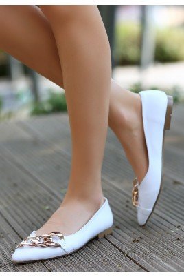 Popi Beyaz Cilt Zincirli Babet Ayakkabı