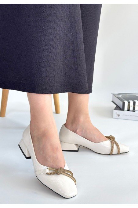 Estay Siyah Rugan Topuklu Ayakkabı