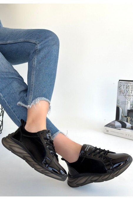 Kadın Sneaker Siyah Rugan Bağcıklı Günlük Spor Ayakkabı