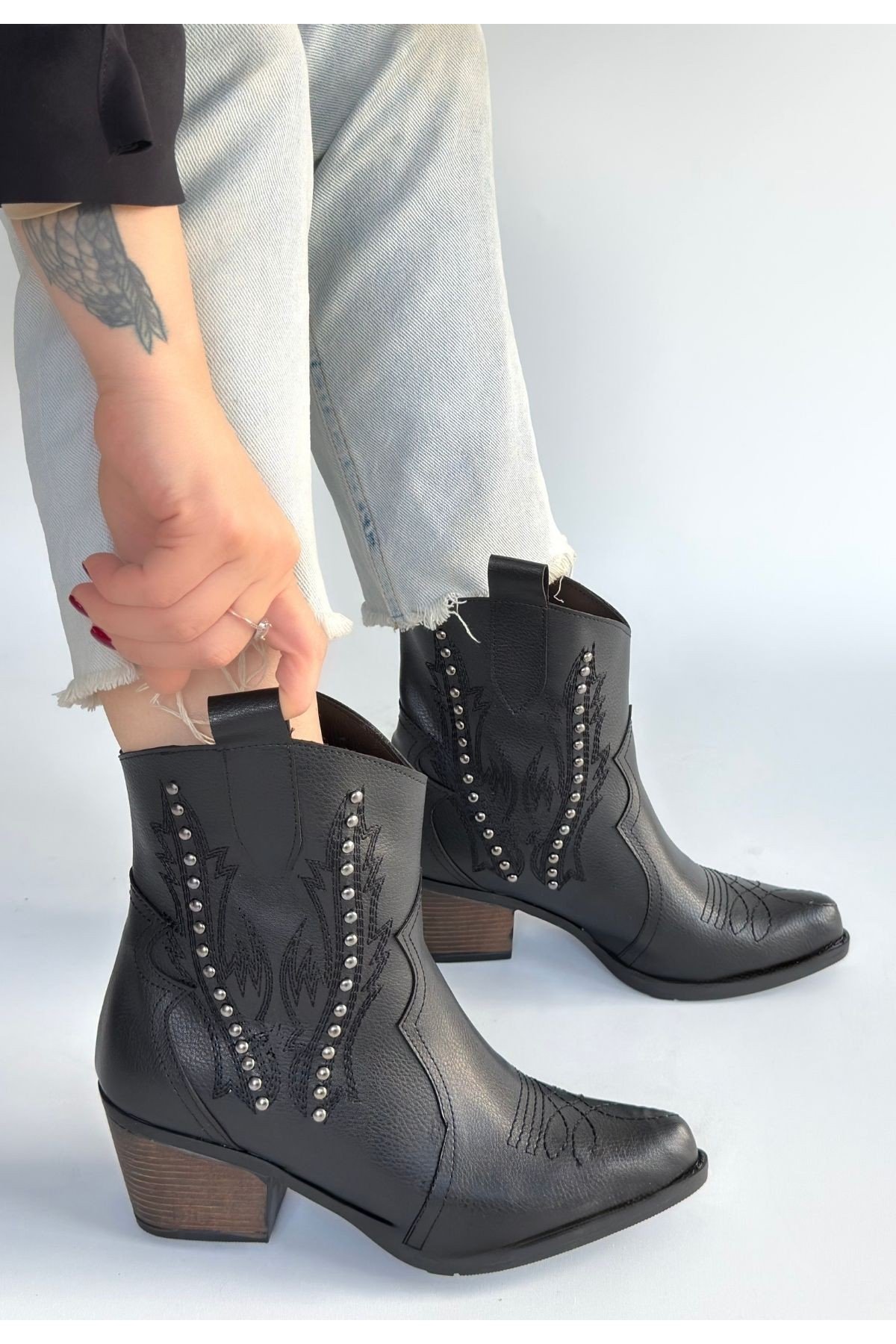 Kadın Topuklu Bot Siyah Cilt Şık Kısa Bot Günlük & Özel Gün