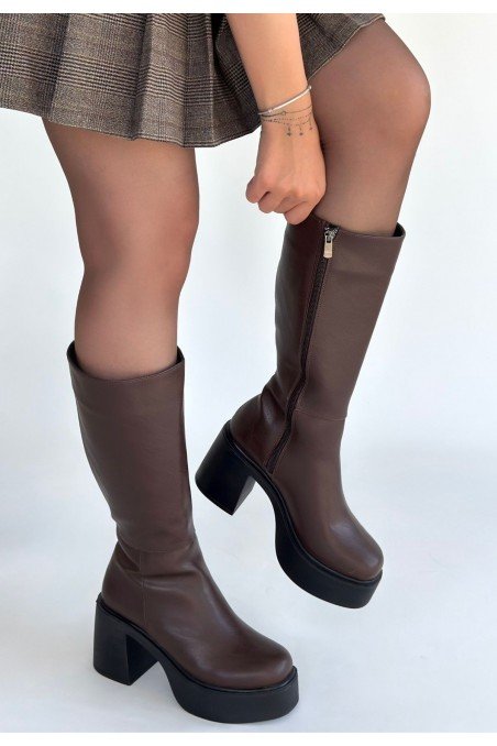 Disan Kahverengi Cilt Topuklu Çizme