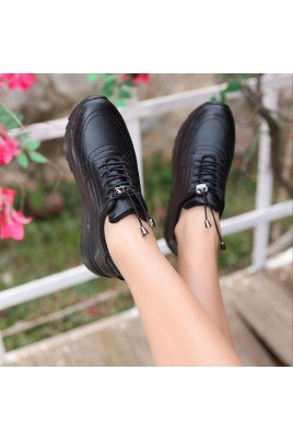 Kadın Sneaker Siyah Cilt Bağcıklı Günlük Spor Ayakkabı