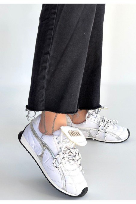 Dissa Beyaz Cilt Bağcıklı Paraşüt Detaylı Spor Ayakkabı
