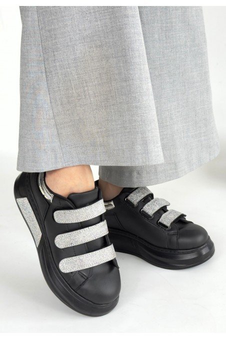 Kadın Sneaker Siyah Cilt Bağcıklı Günlük Spor Ayakkabı Simli