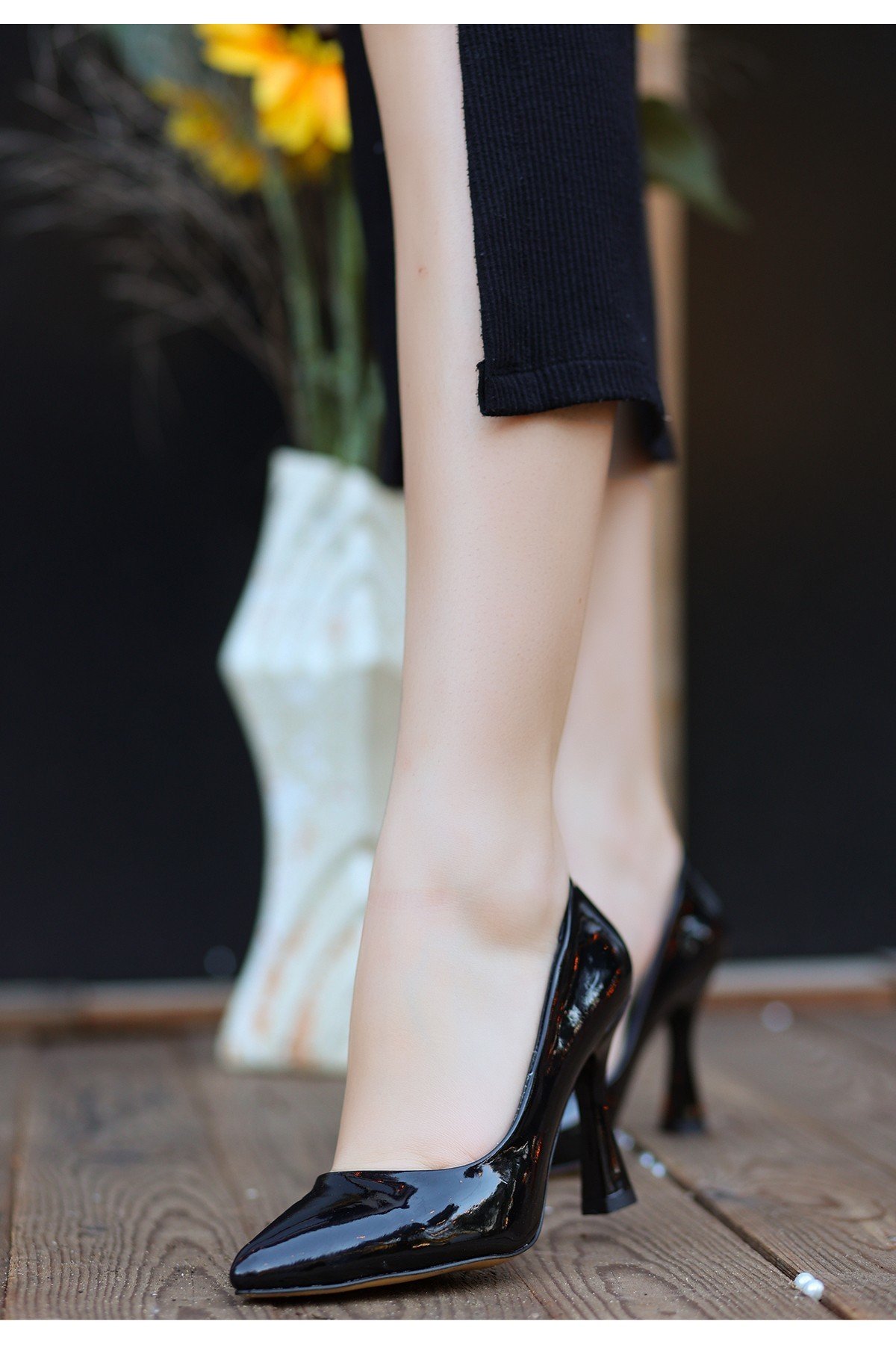 Kadın Stiletto Topuklu Ayakkabı Siyah Rugan Şık İnce Topuk Abiye Gece