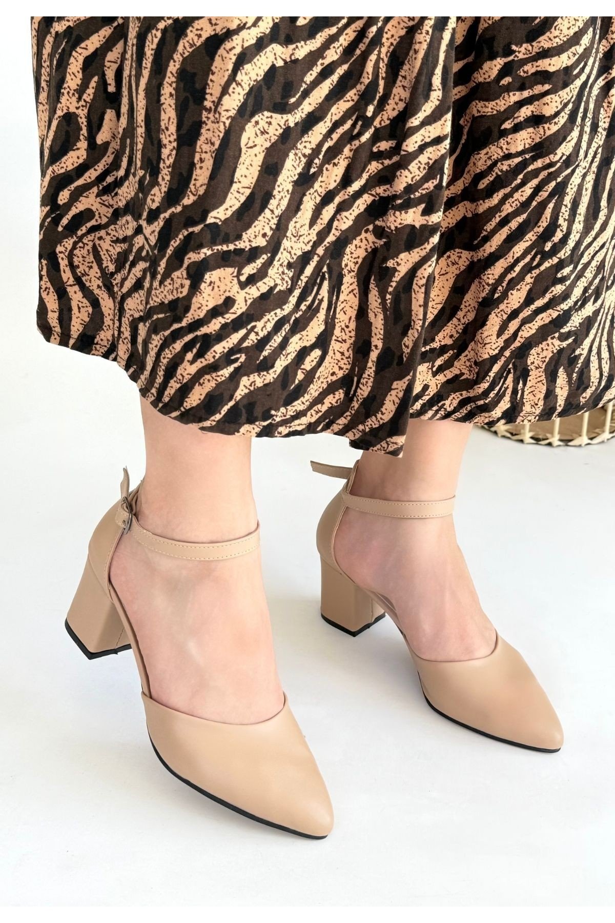 Kadın Topuklu Ayakkabı Nude Cilt Ofis & Günlük Şık