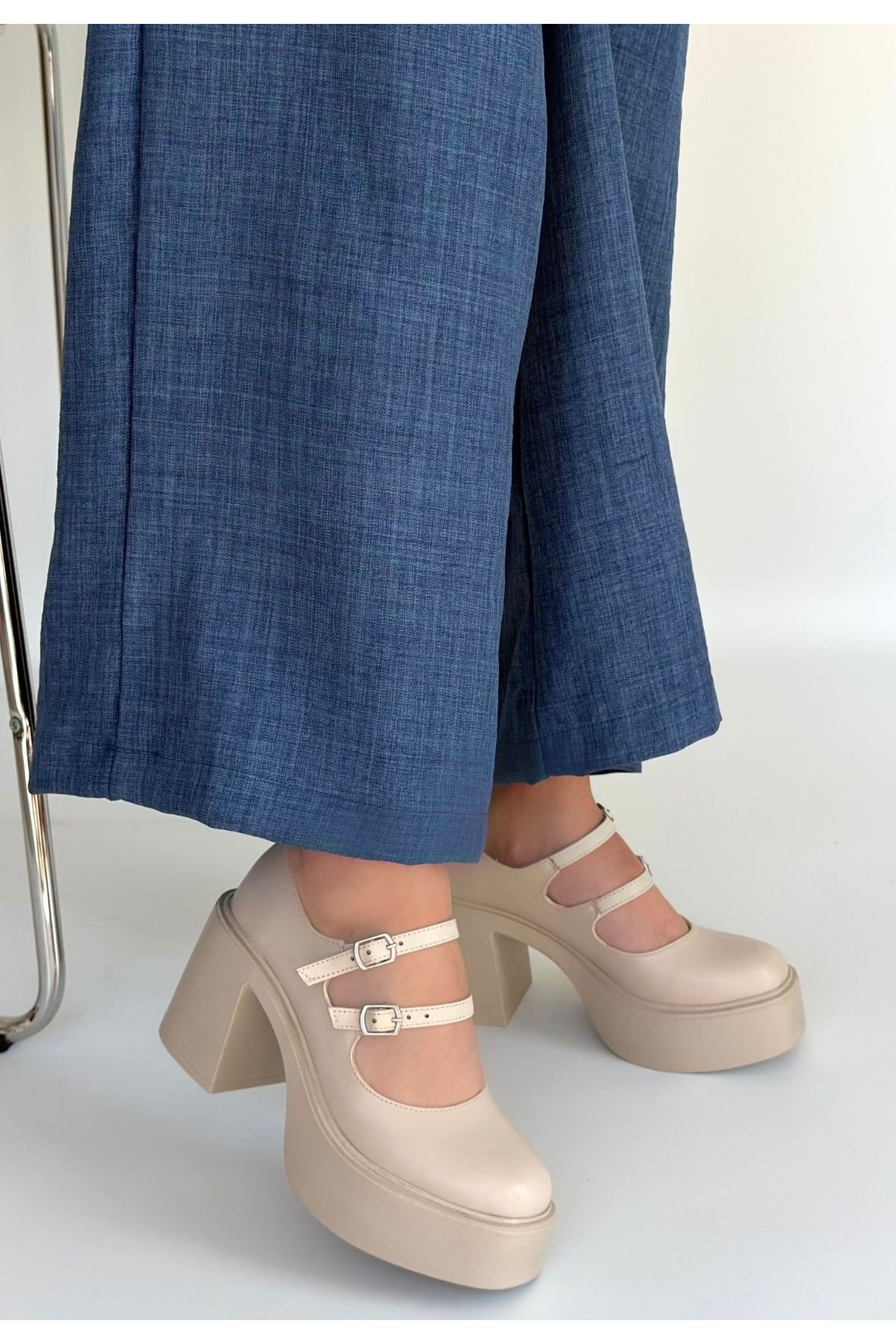 Kadın Dolgu Topuklu Platform Ayakkabı Bej Cilt Rahat Taban Günlük