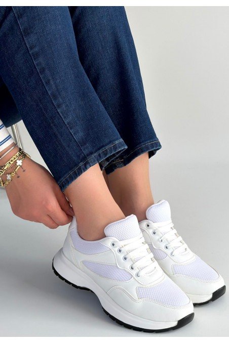 Kadın Sneaker Beyaz Cilt Bağcıklı Günlük Spor Ayakkabı