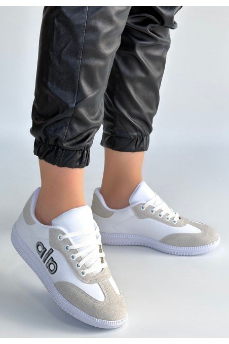 Kadın Sneaker Beyaz Cilt Bağcıklı Günlük Spor Ayakkabı