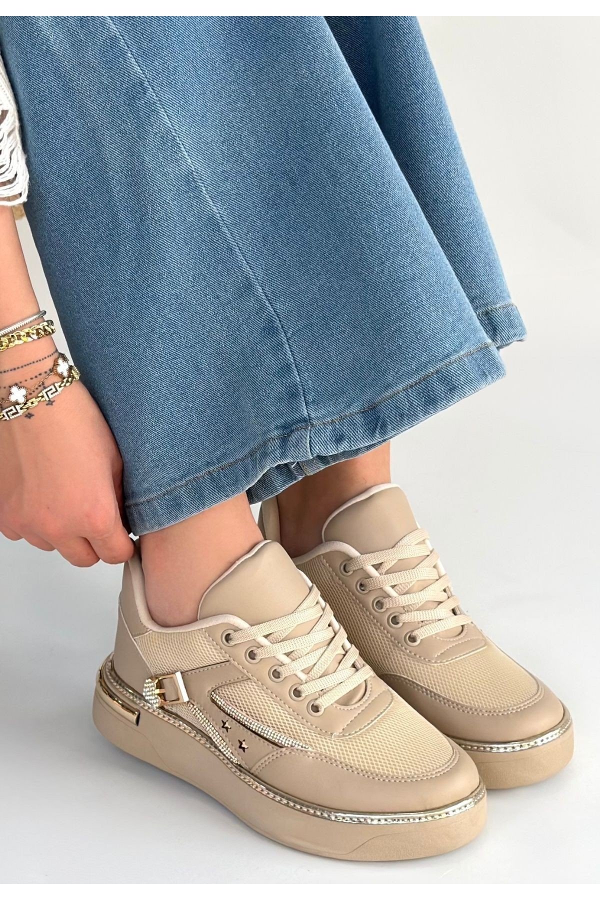 Junda Bej Cilt Bağcıklı Spor Ayakkabı