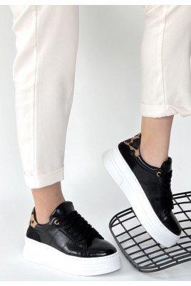Kadın Sneaker Siyah Rugan Bağcıklı Günlük Spor Ayakkabı