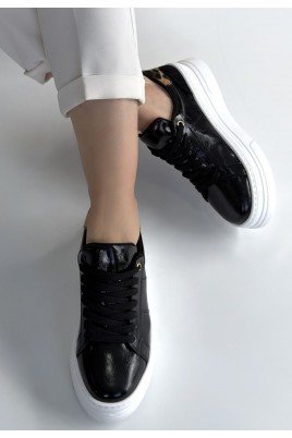Kadın Sneaker Siyah Rugan Bağcıklı Günlük Spor Ayakkabı