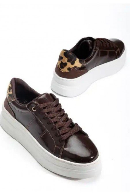 Kadın Sneaker Kahverengi Rugan Bağcıklı Günlük Spor Ayakkabı