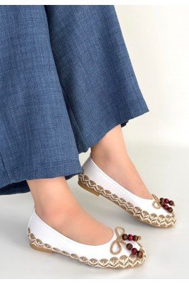 Ilwe Beyaz Cilt Babet Ayakkabı