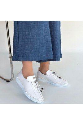 Kadın Sneaker Beyaz Deri Bağcıklı Günlük Spor Ayakkabı