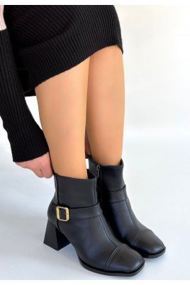 Mejjo Siyah Cilt Topuklu Bot