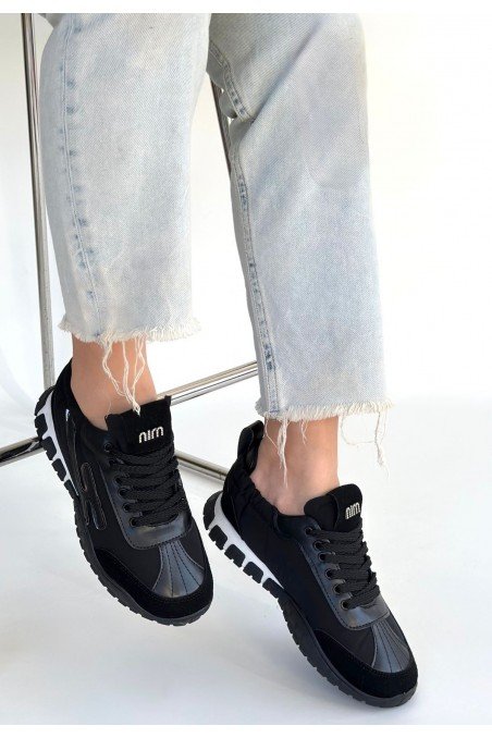 Kadın Sneaker Siyah Nubuk Bağcıklı Günlük Spor Ayakkabı