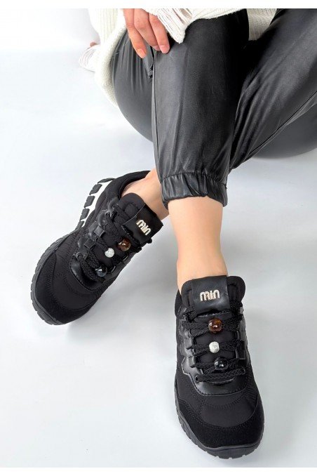 Kadın Sneaker Siyah Nubuk Bağcıklı Günlük Spor Ayakkabı