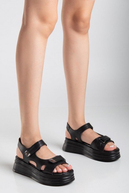 Saide Siyah Cilt Cırt Cırtlı Sandalet