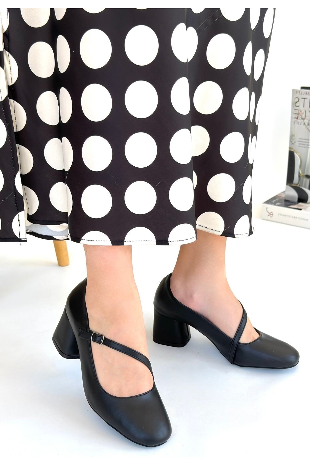 Kadın Topuklu Ayakkabı Siyah Cilt Ofis & Günlük Şık