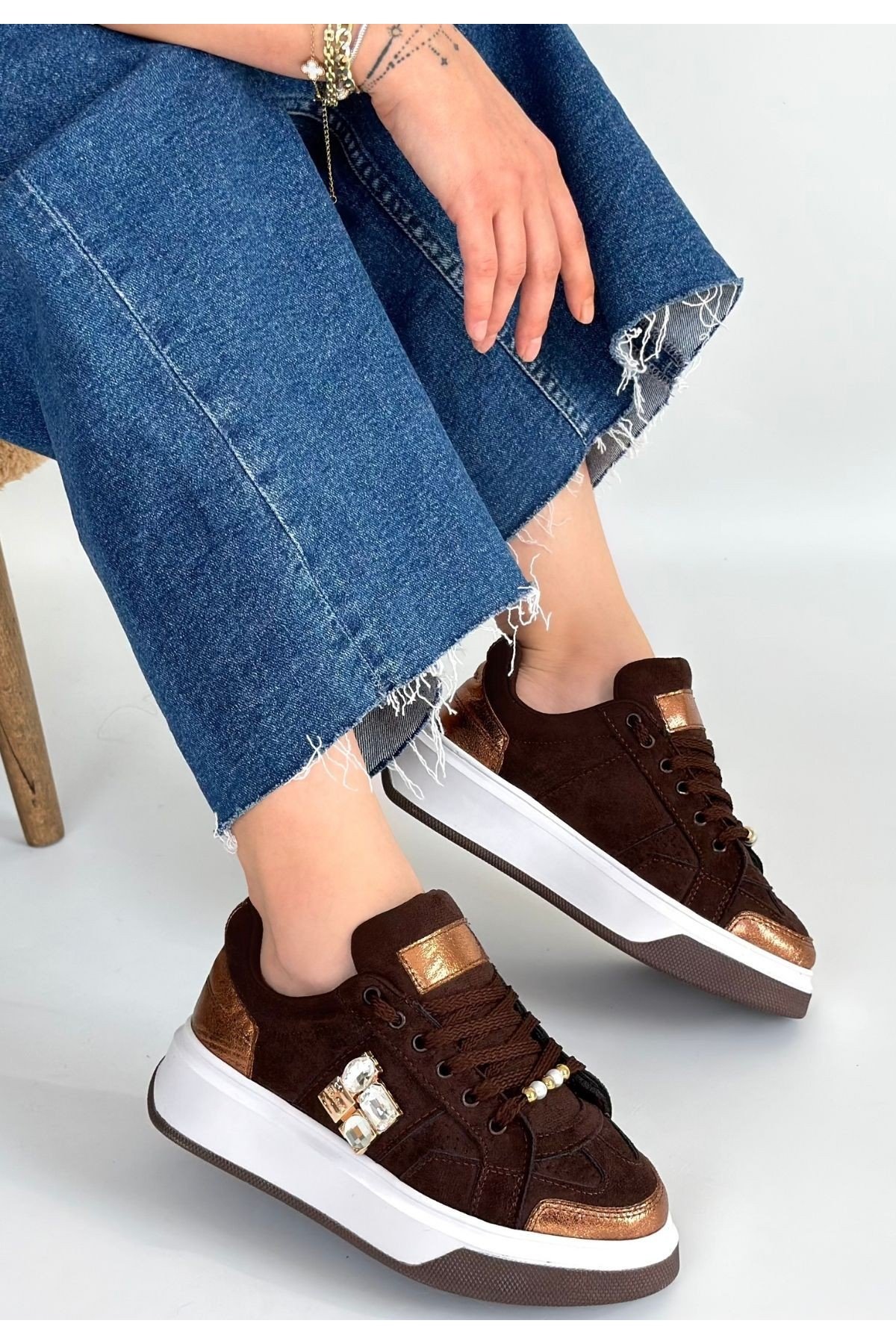 Kadın Sneaker Kahverengi Süet Bağcıklı Günlük Spor Ayakkabı