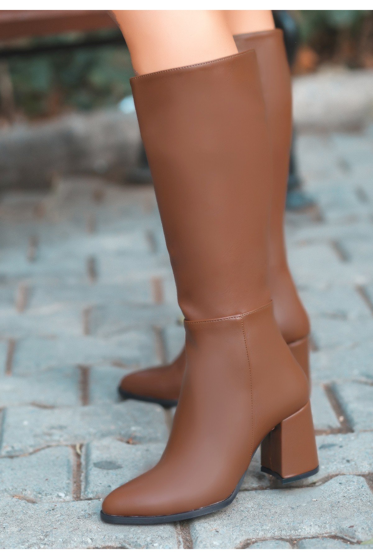 Kadın Çizme Taba Cilt Uzun Diz Altı Günlük Kış Sezonu Kadın Çizme Taba Cilt Uzun Diz Altı Günlük Kış Sezonu